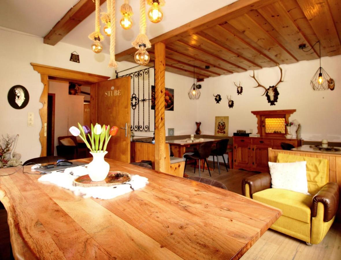 Gaestehaus Schmitt Lähn Buitenkant foto