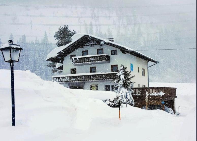 Gastehaus Schmitt Hotel Lähn Buitenkant foto