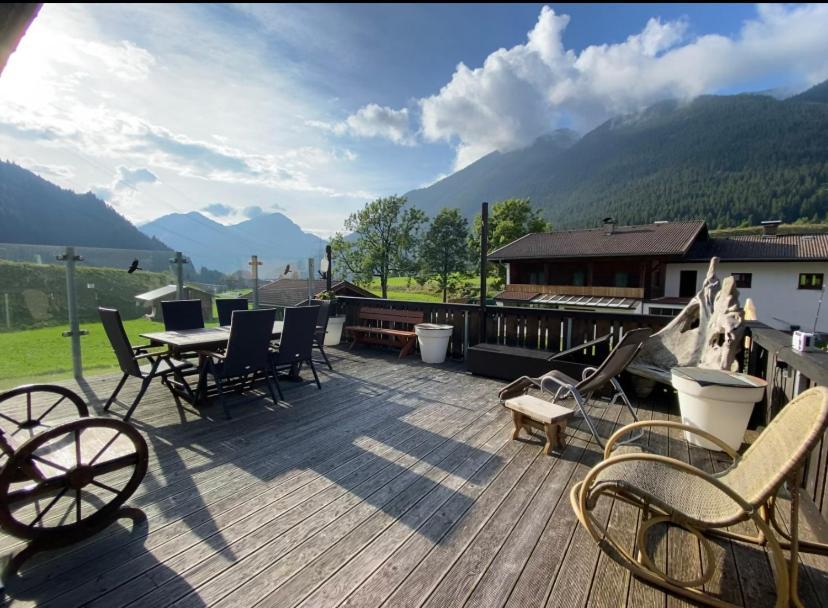 Gaestehaus Schmitt Lähn Buitenkant foto